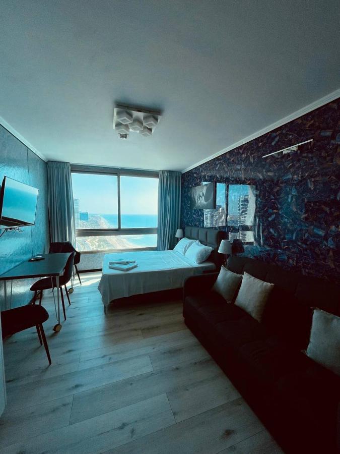 Apartment Sea Breeze Netanya