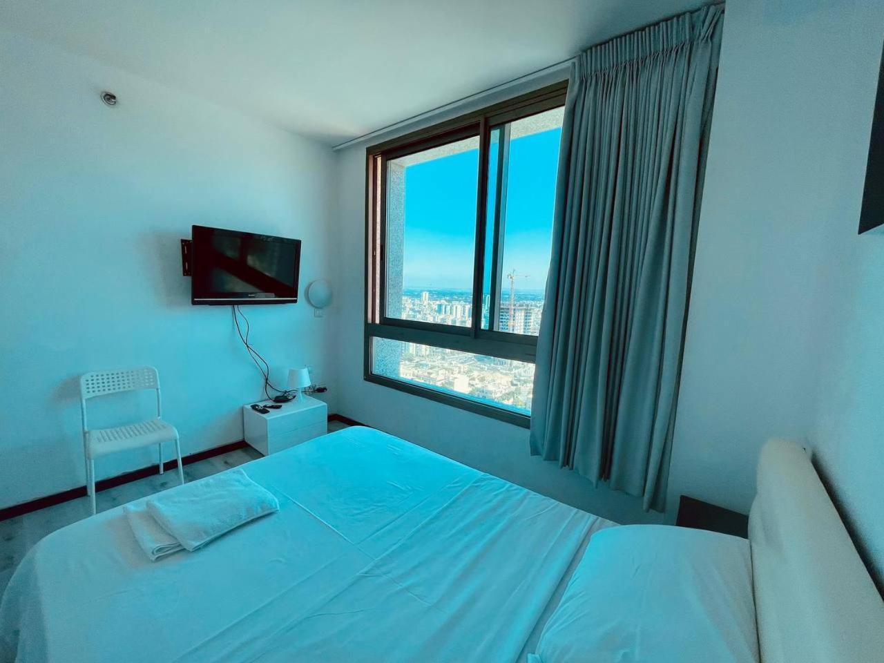 Sea Breeze * Netanya
